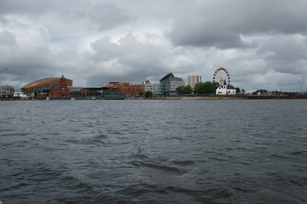 View From Cardiff Bay by njellis