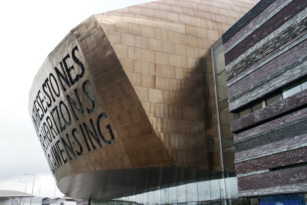 Wales Millennium Centre by njellis