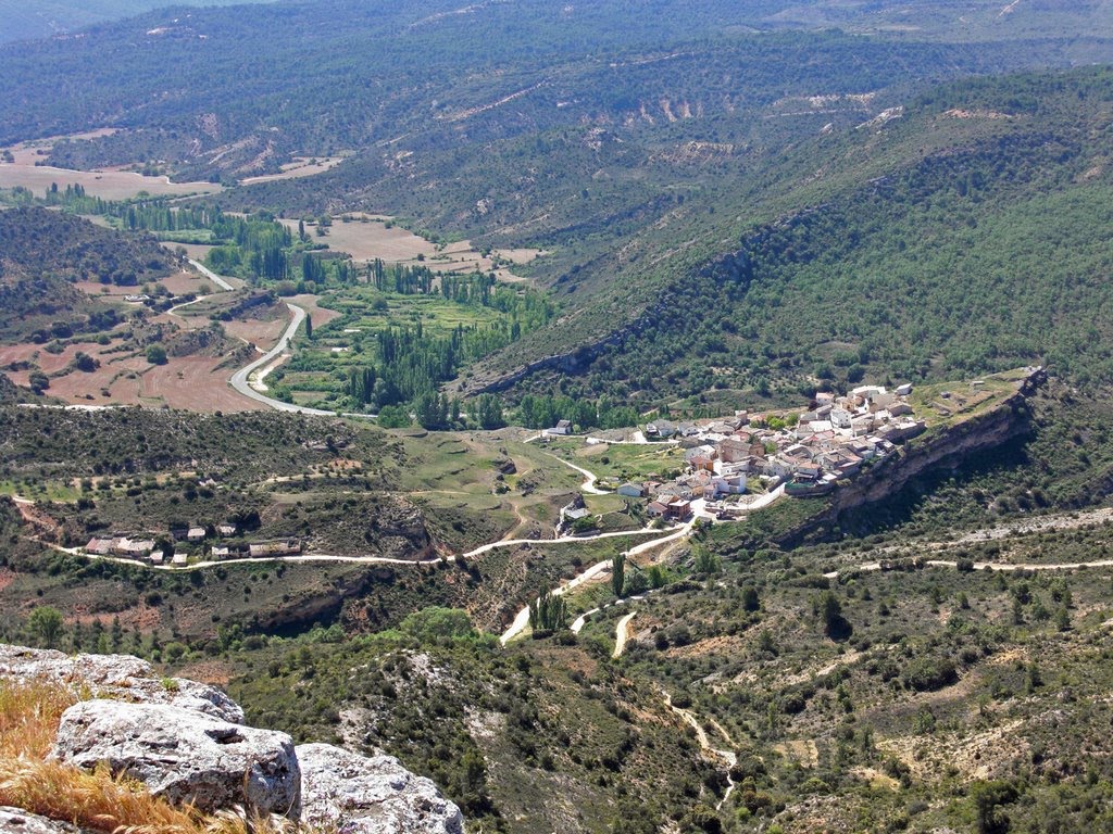 Viana de Mondejar. by Javier Piris (Zinazt…