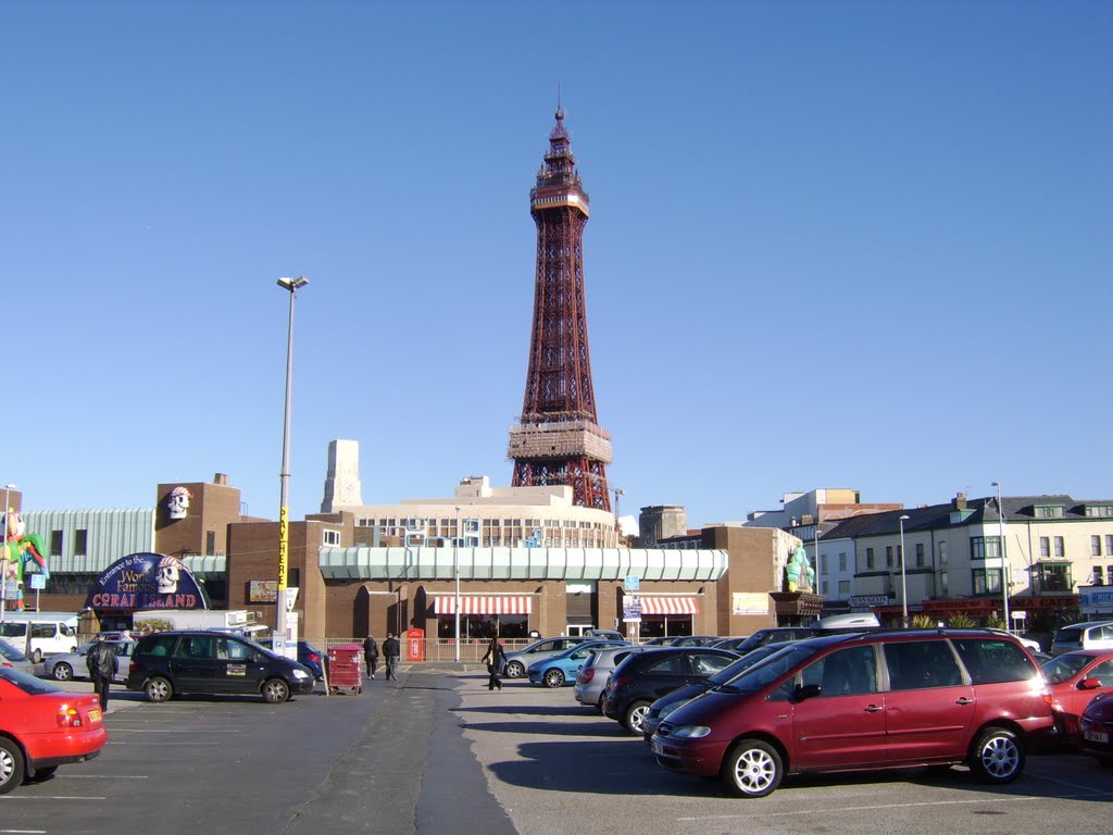 Blackpool Tower by Leedsboy