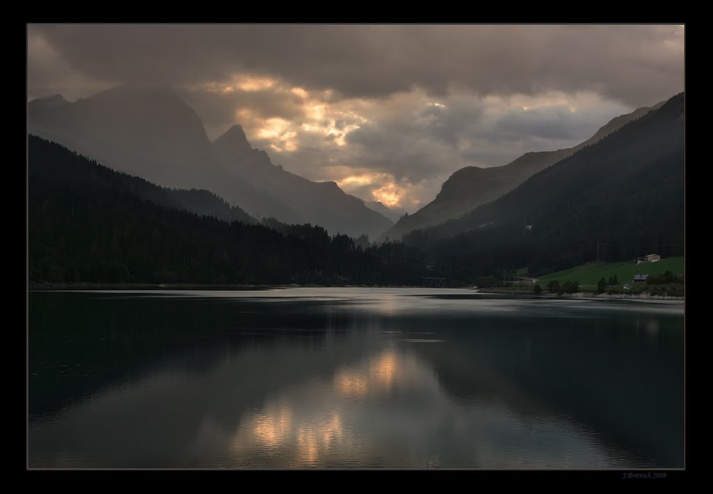 Sufnersee, sunset in the rain by Julia Britvich