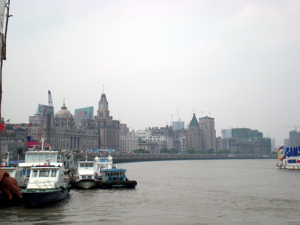 Huangpu River by Pimenov Sergey