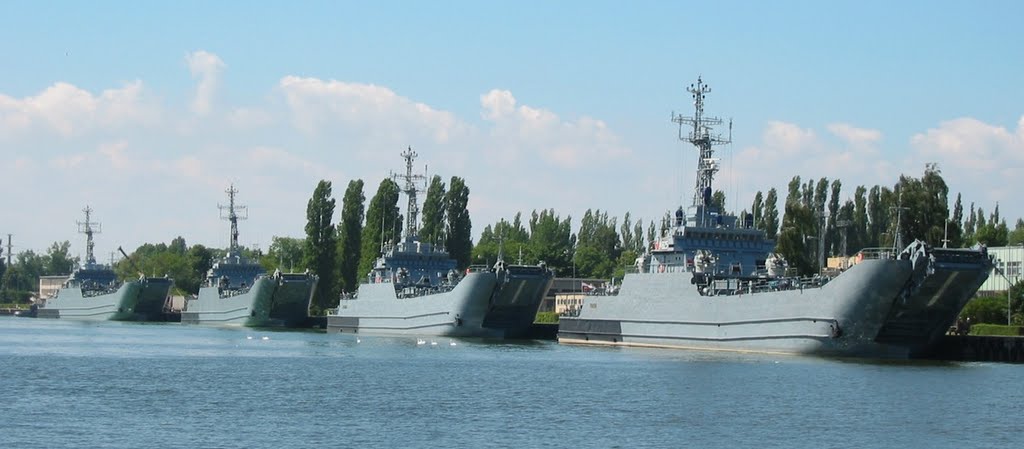 Polish Naval ships in Swinoujscie by arek_b