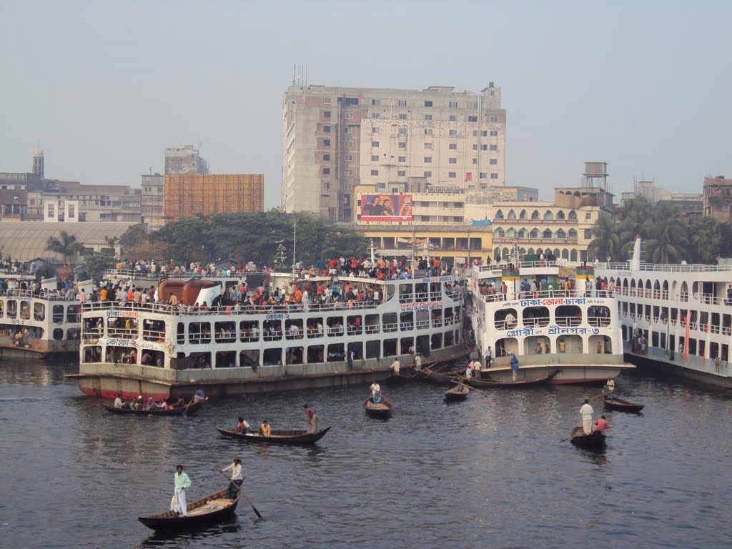 Sadar Ghat by Kaikobad Hossain