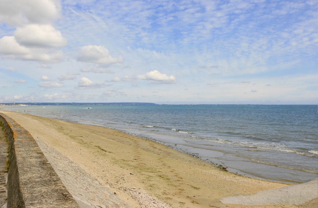 LA MER VUE DU COTE DE RAVENOVILLE by Adant Frederic