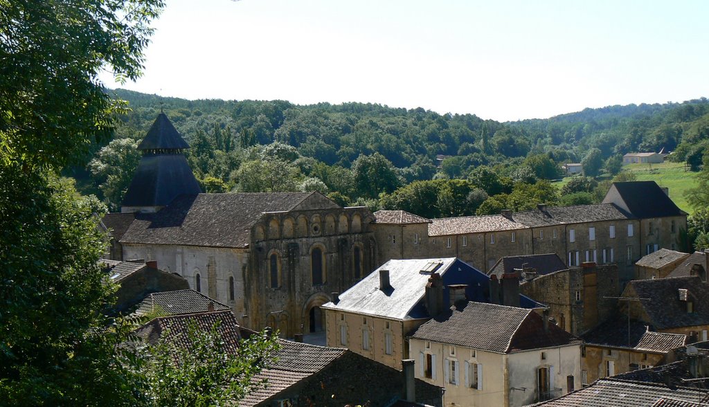 Panorama sur l'abbaye de Cadouin by christian caffin