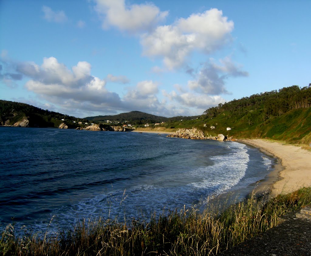 Playa de San Antonio (Espasante) by Ana Docal