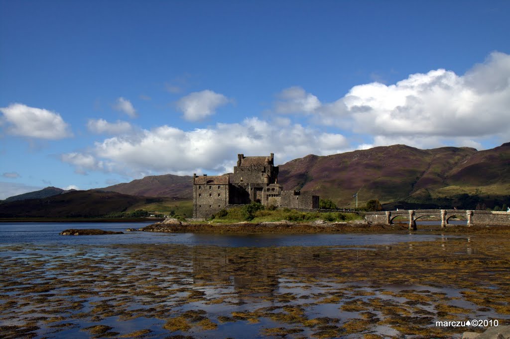 Eilean Donan Castle by marczu♠