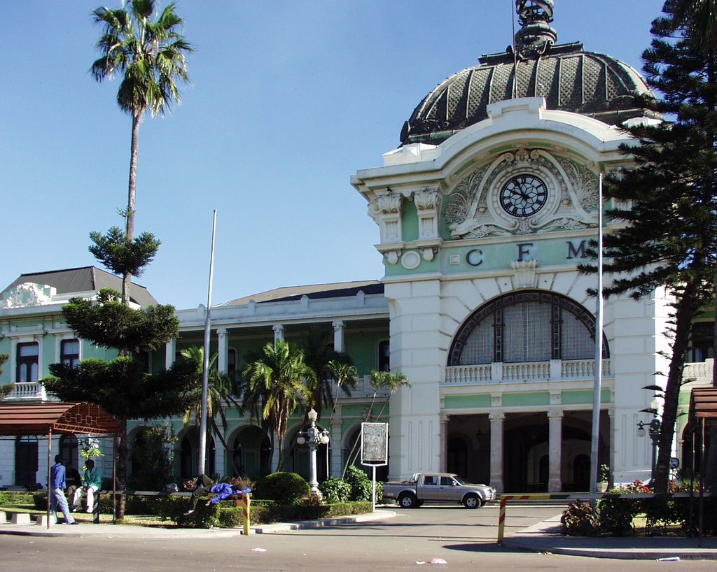 Railwaystation Maputo by Klaus Merckens