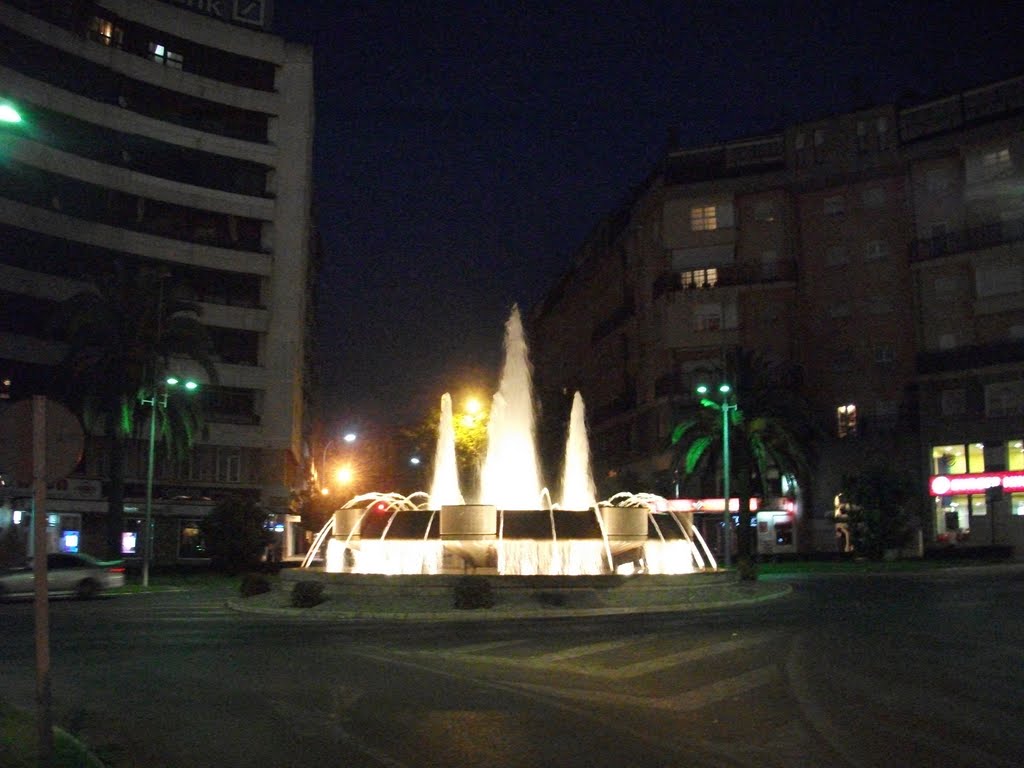 Fuente iluminada. Agosto de 2010 by viajeroandaluz