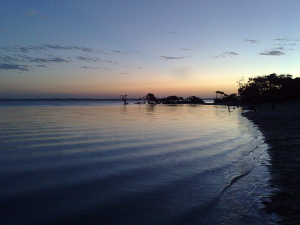 Camping at Inskip Point by chargeroz