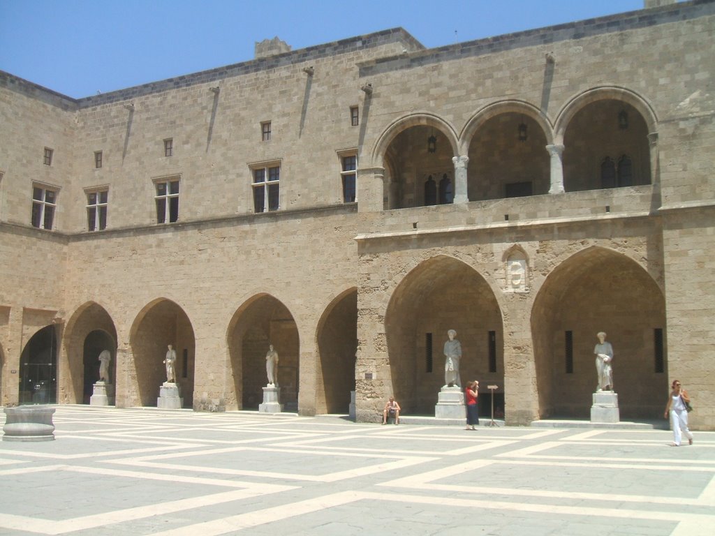 Courtyard Palace of the Grand Master by David Marsh