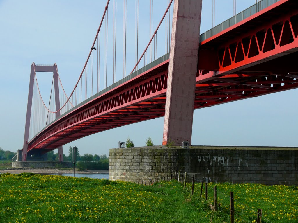 Rheinbrücke Emmerich by Rene Pitzen