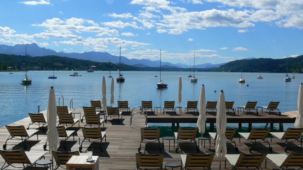 Ein kühler Tag in Pörtschach am Wörthersee by Didi Spörk