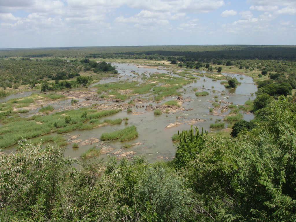 Olifants camp by Theunspos