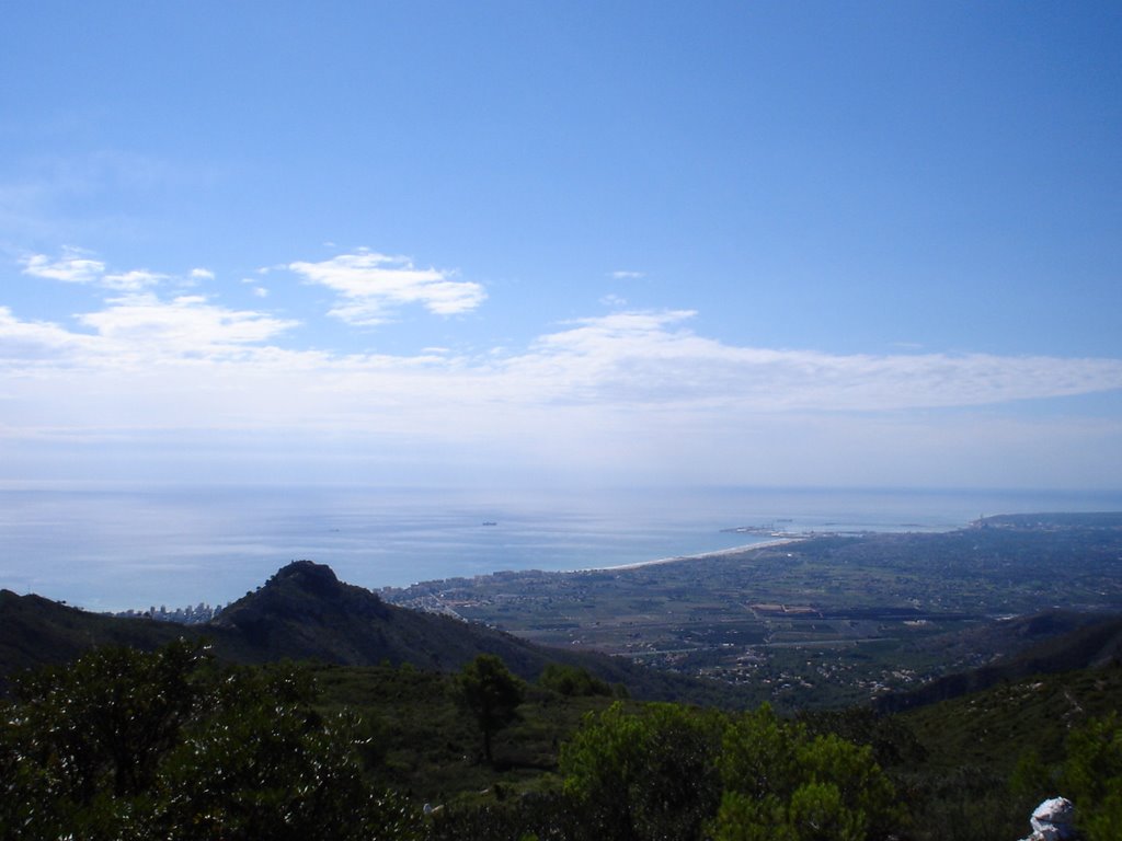 Plana alta desde el desierto de las Palmas by L.Garci