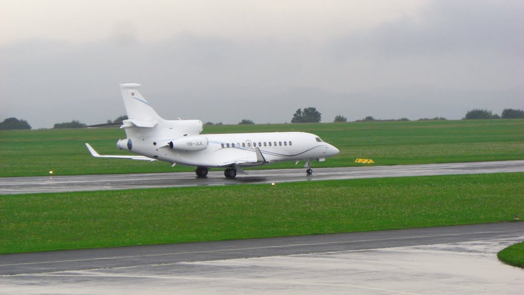 Dassault Falcon 7X zu Gast auf dem Bindlacher Berg by thomasfly