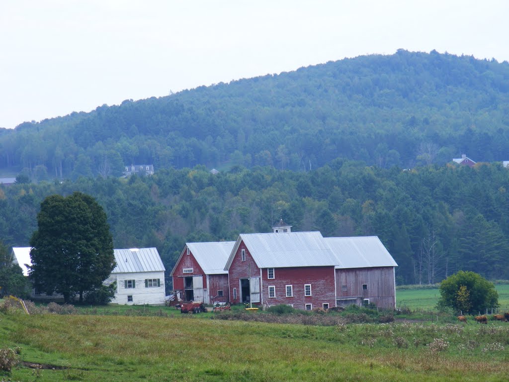 Old barn. (With me setting the aperture and shutter speed.) by JBTHEMILKER