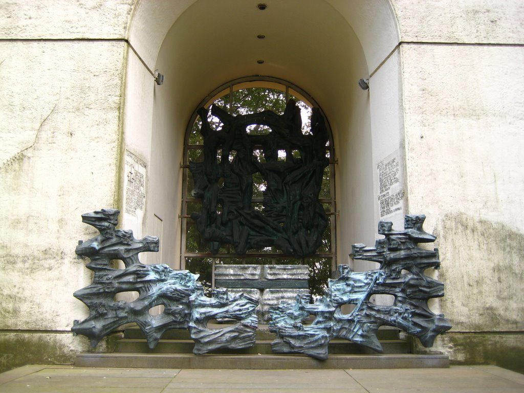 Schaumberg Memorial / Radio Tower by Jan Graeser