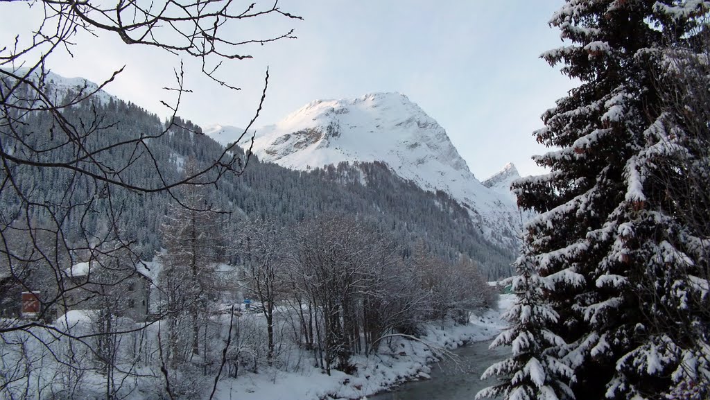 Übernachtung in der Schweiz by (:hristopher