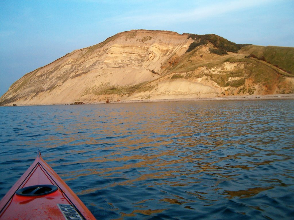 Hanklit set fra vandet/view from the water by Stinne Bæk Nielsen