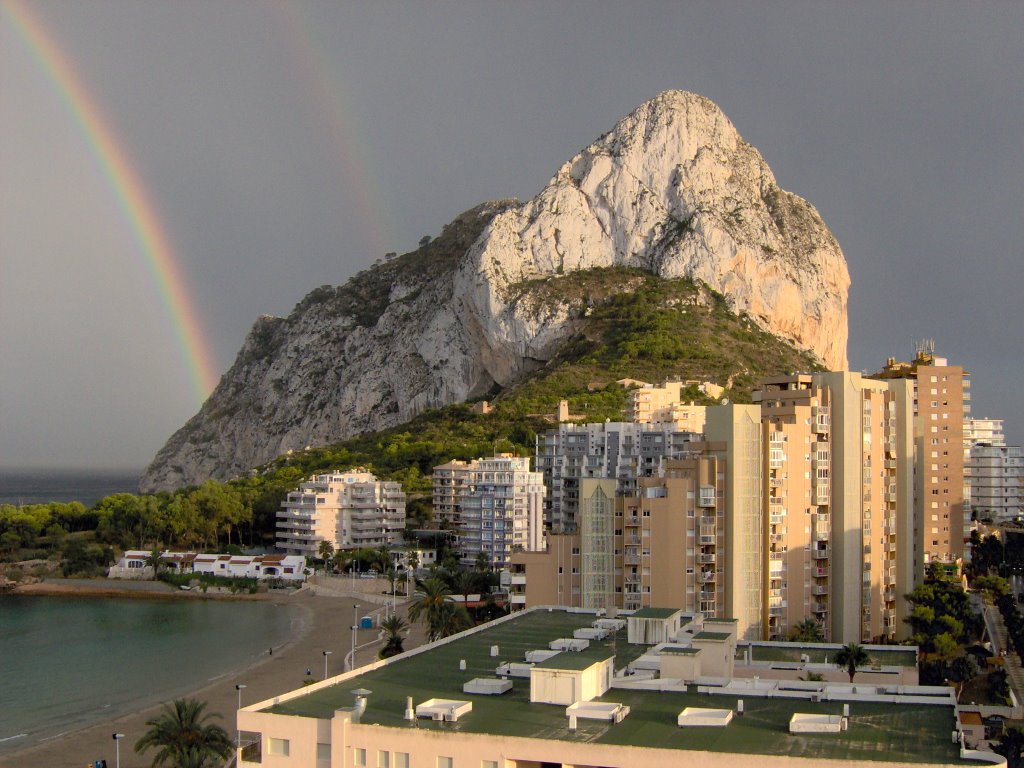 Peñon Ifach con arco iris by selemar