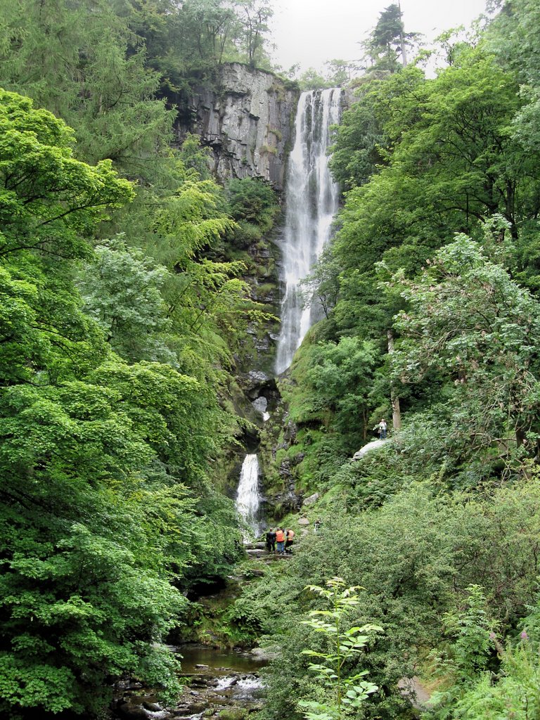 Tan-y-pistyll Falls by David Meek