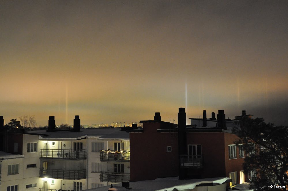 Handen, Sweden, Light pillars by Jan-Inge Flucht