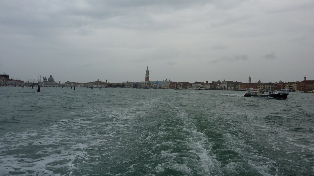 Good-bye Venezia by polarlion