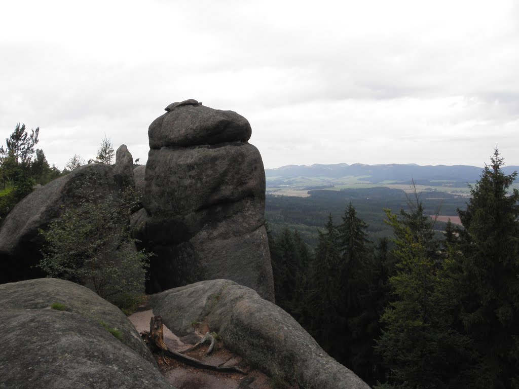 On the edge of Broumovske Steny by Dodge