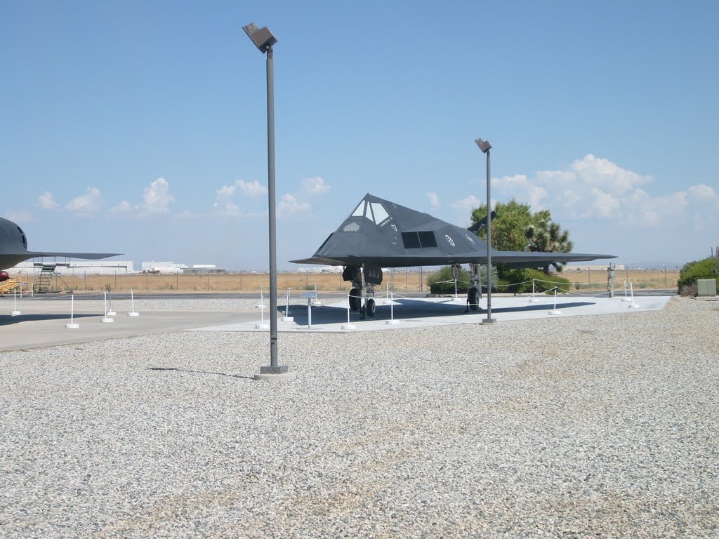 F117- Blackbird Airpark-Palmdale-CA-USA by Mike Yeaman