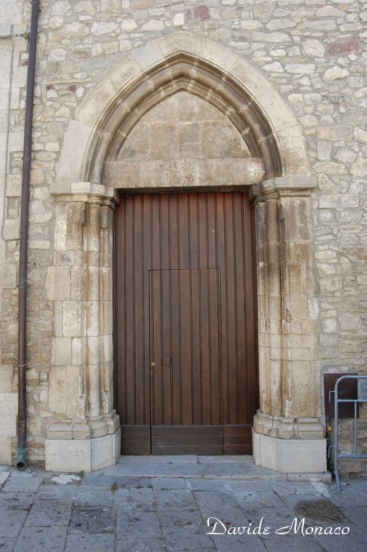 Cattedrale di Trivento - Portale di Santa Maria di Maiella a Montepiano by Davide Monaco