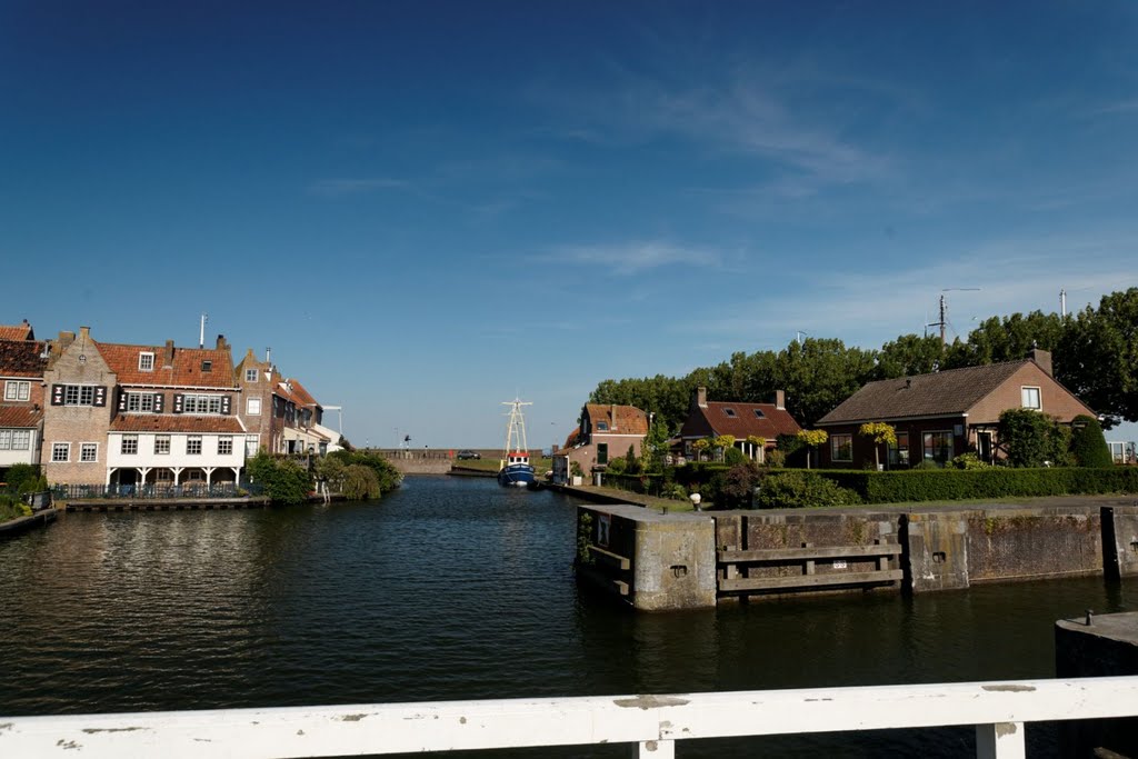 Enkhuizen - Pakhuizen - View ESE by txllxt TxllxT