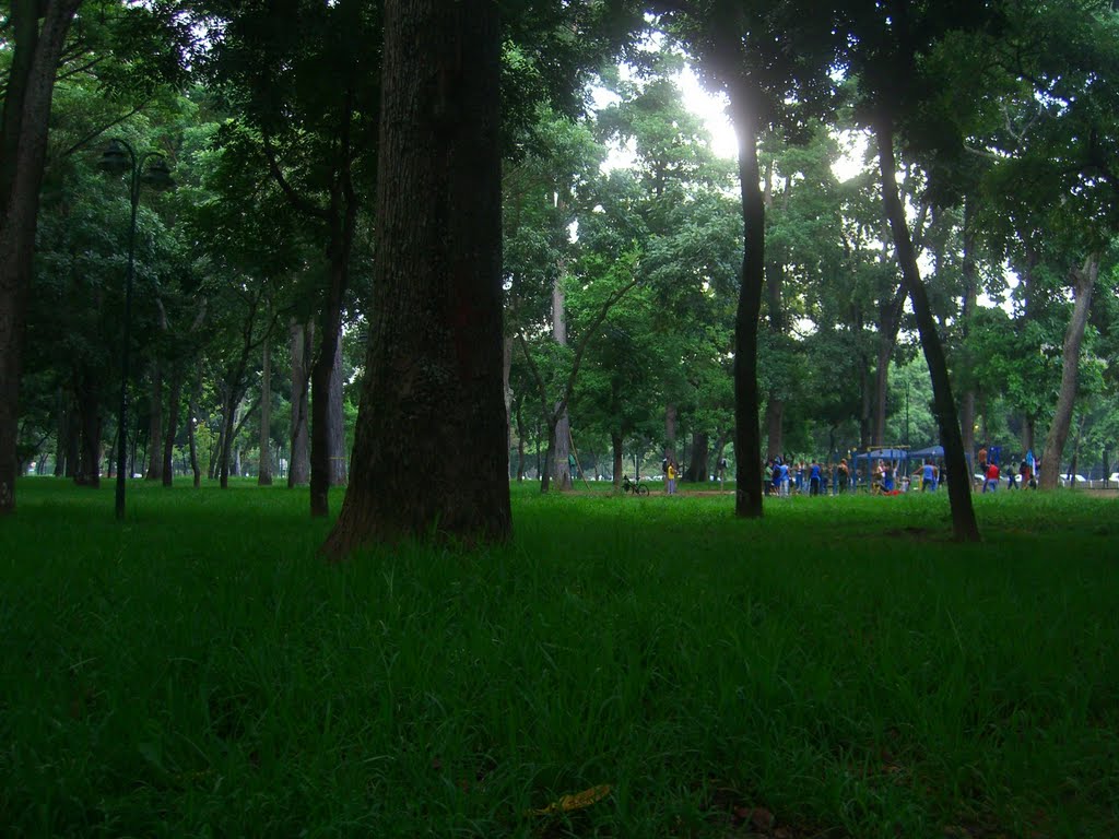 Parque Los Caobos by Miguel@Caracas