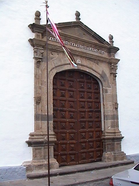 Puerta de la iglesia by genuino