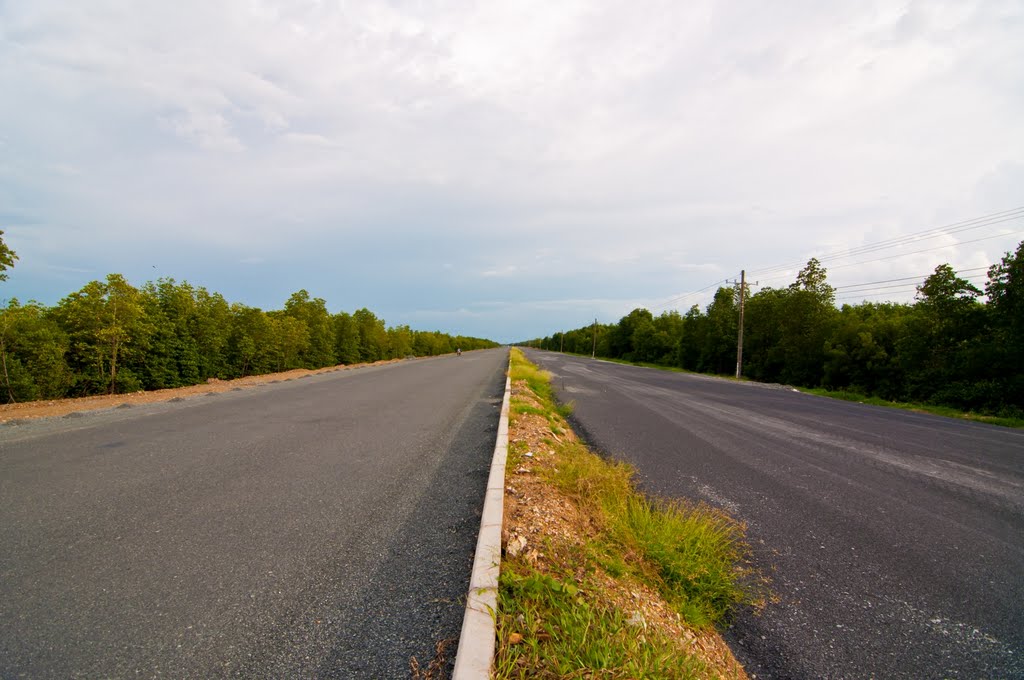 Rừng Sác road by Nguyen Loc Trieu Ngu…