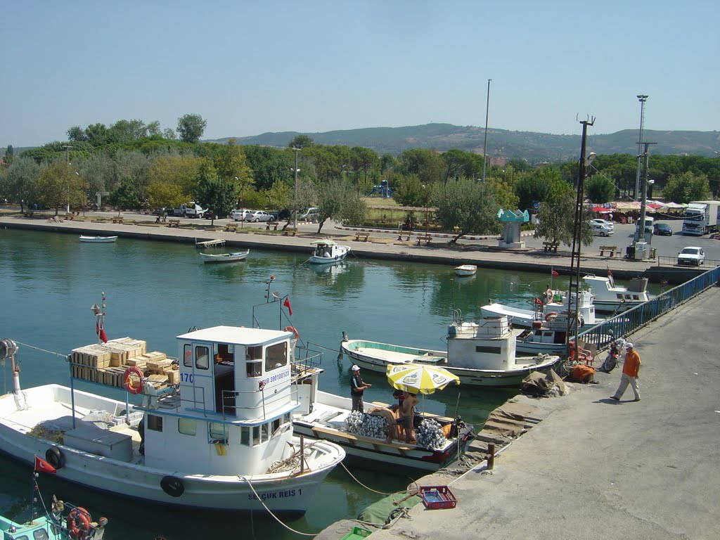 Çardak liman by Şık Çanta Selçuk Dur…