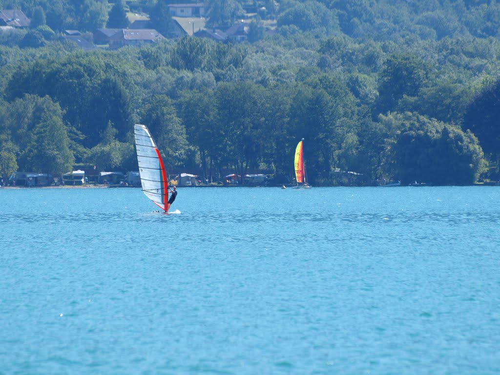 Lac d'Annecy by Wim Constant