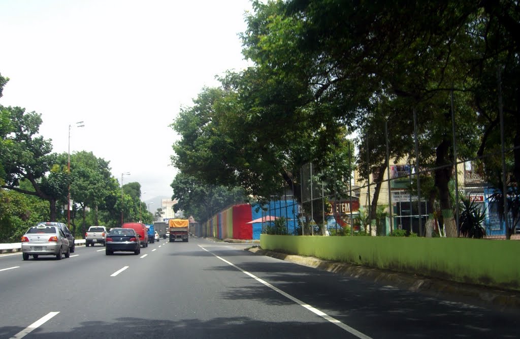 Autopista Francisco Fajardo via oeste by Miguel@Caracas