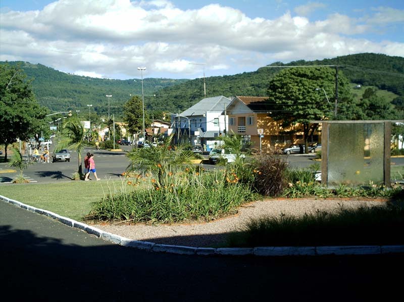 Avenida Sta. Maria - Vista da Prefeitura by Joselito Jardim