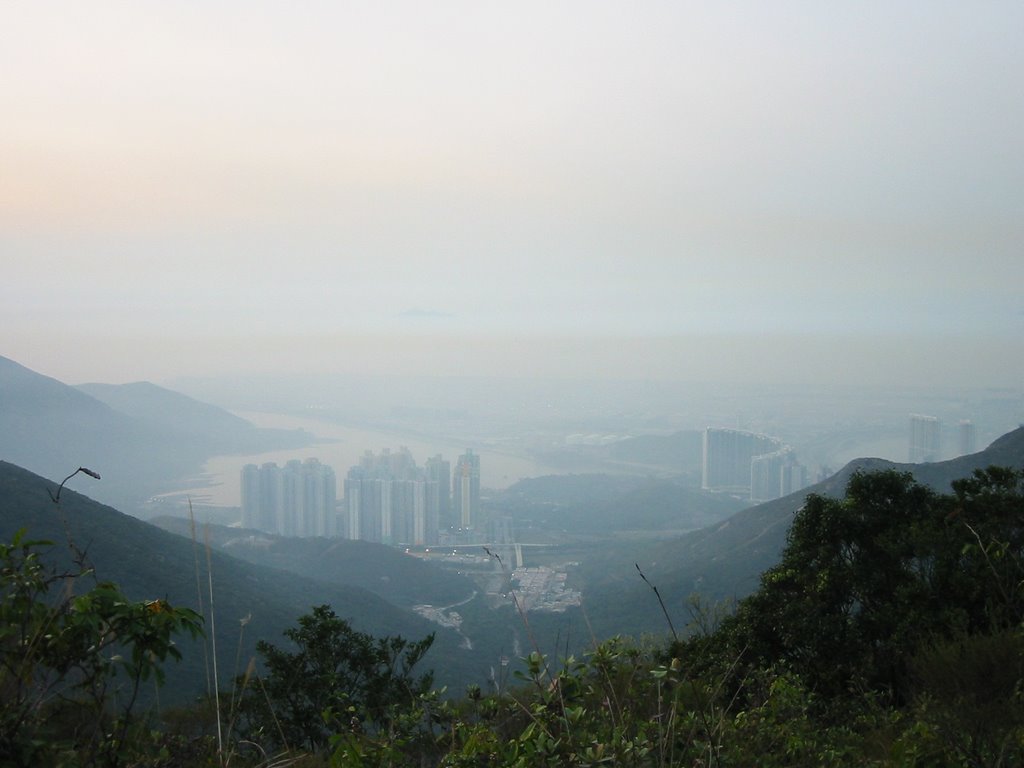 Tung Chung in the evening by ecmkam