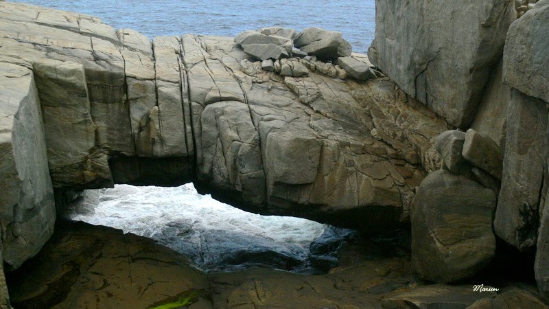 Natural Bridge Albany Western Australia by Cindy Breen