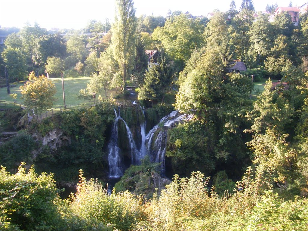 Rastoke - pogled s desne strane Korane by radovan cvijić