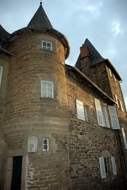 Chateau Tayac, Uzerche, Fr by José Pedro Fernandes