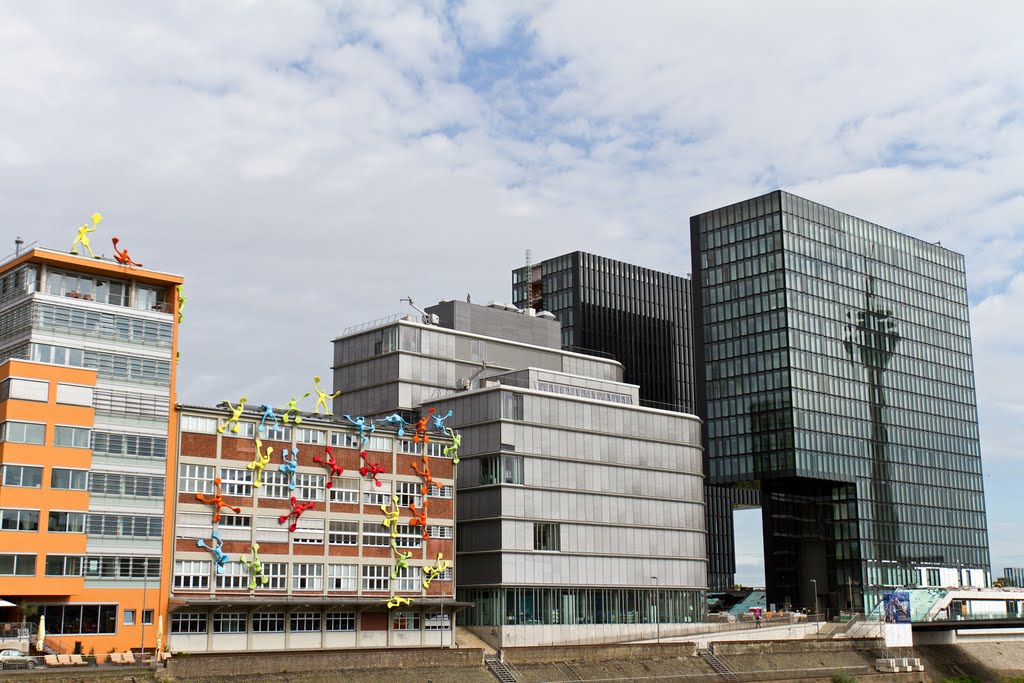 Medienhafen, verschiedene Gebäude by mapasch