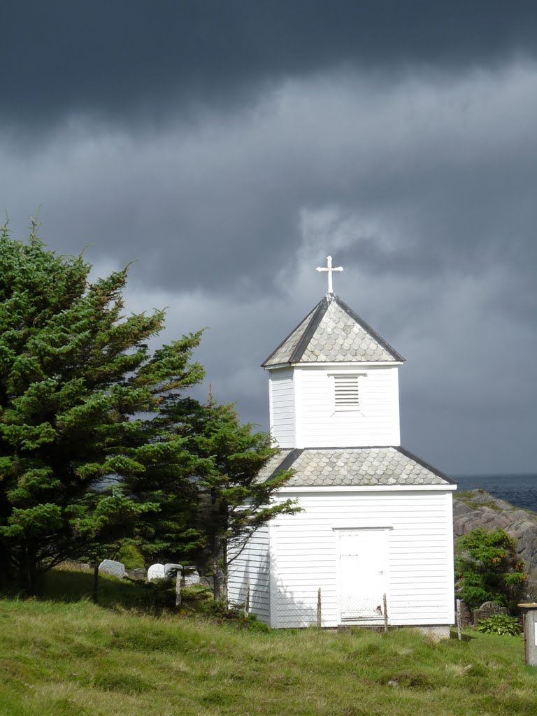 Clouds above the church by ChriF