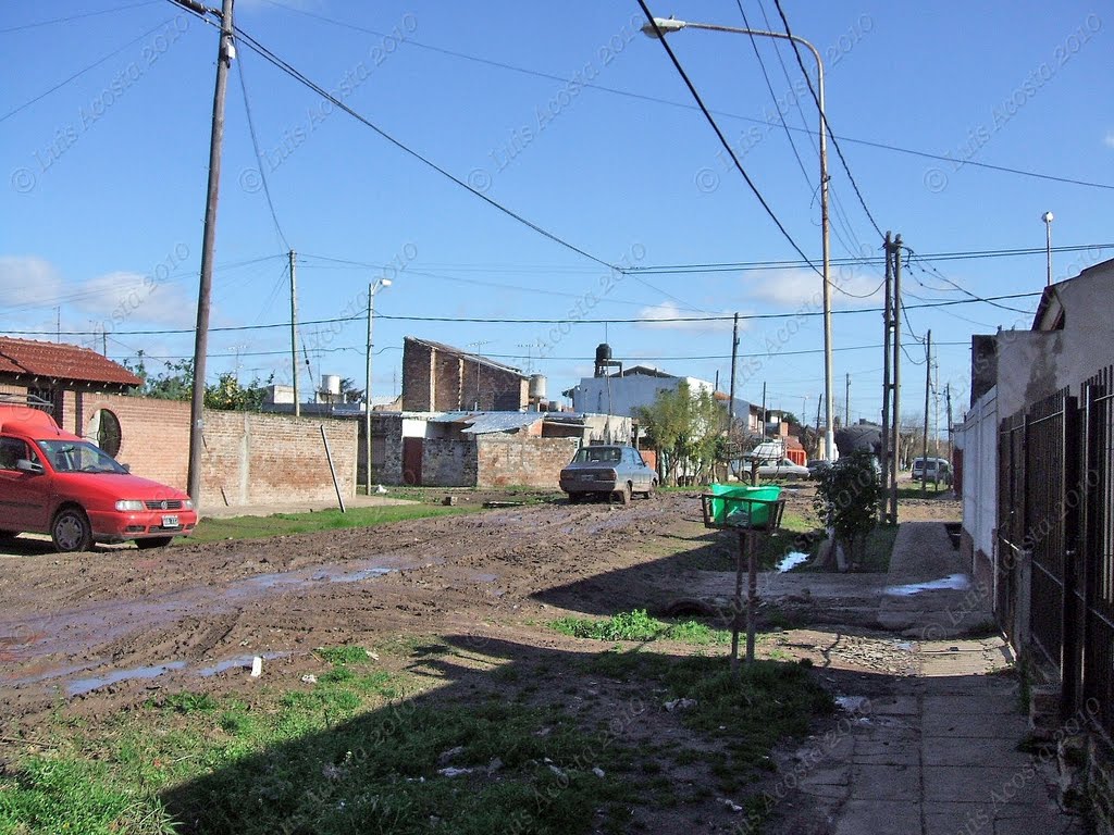 Septiembre de 2010 - Calles L. M. Drago y Andalgalá - Vista hacia el Sudoeste by Luis Acosta