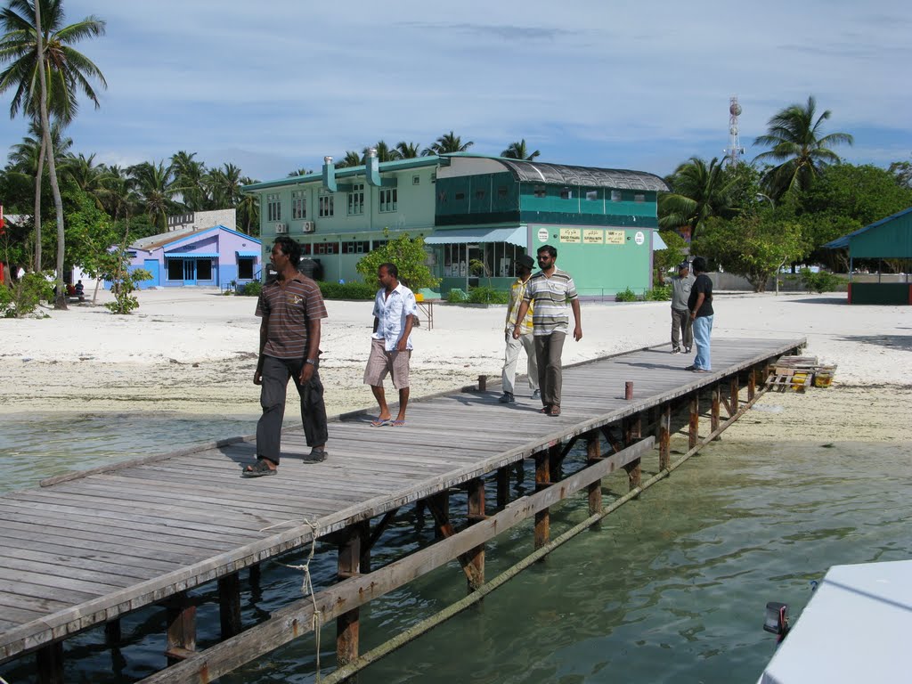 Kulhudhufushi by Palitha Athukorala