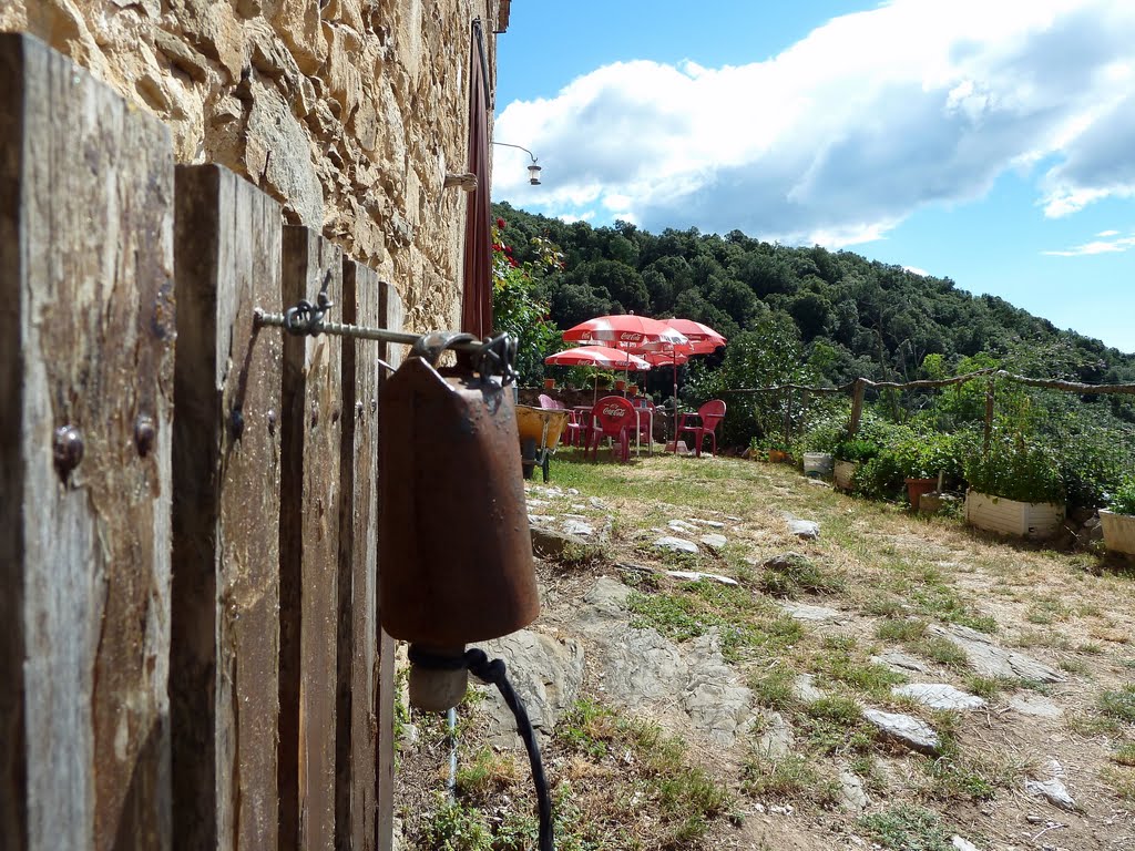 Refugio de Bassegoda by Anibal_One