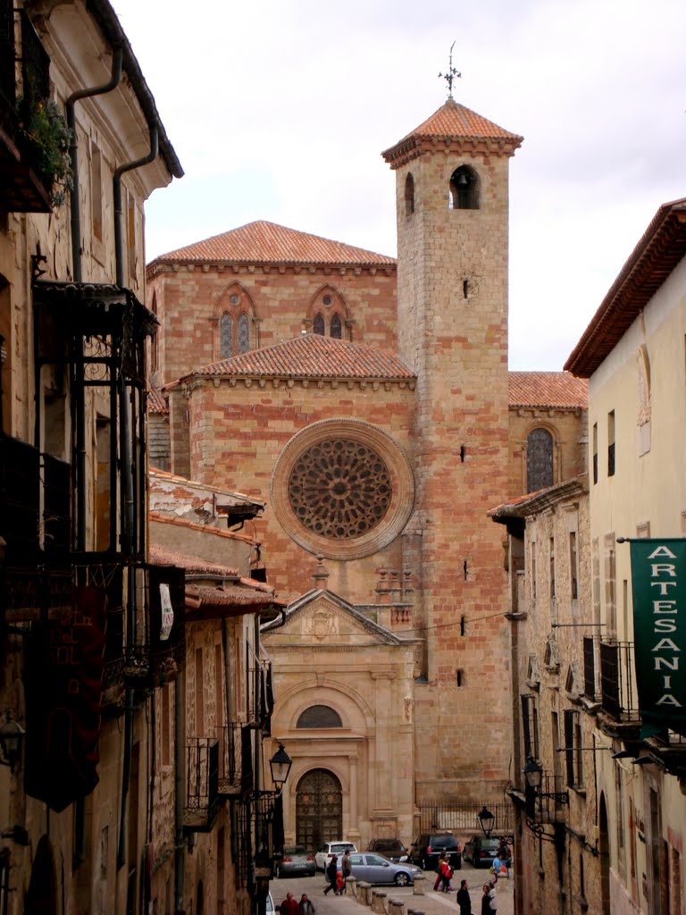 Catedral de Sigüenza by felixario